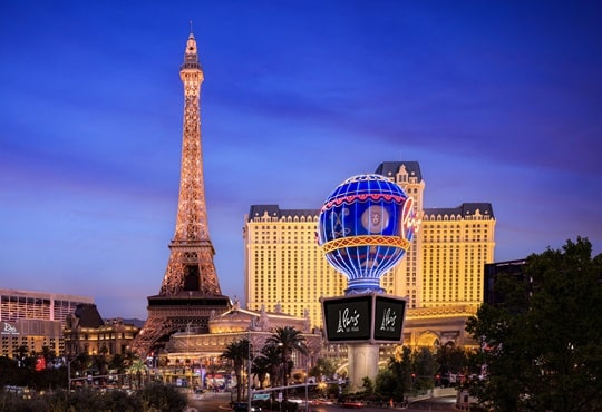 Paris-Las-Vegas-Exterior